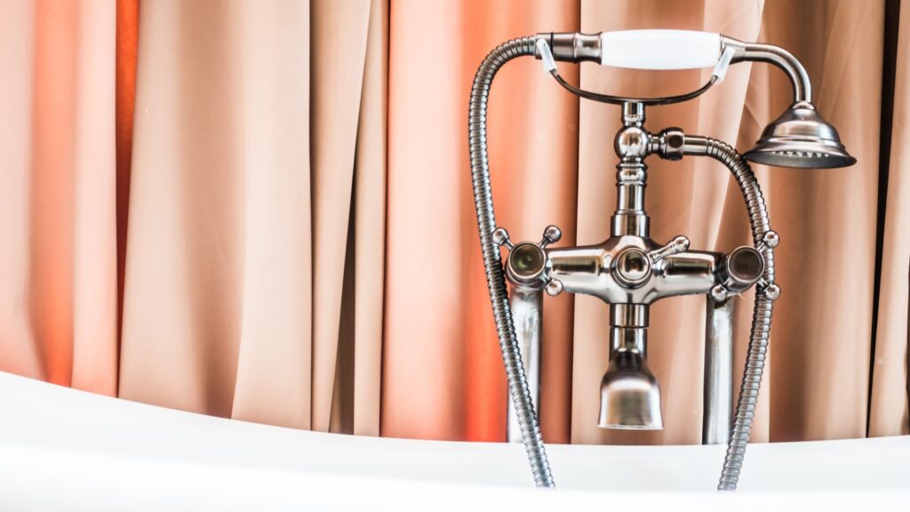 Shower Curtains & Bathroom Sets