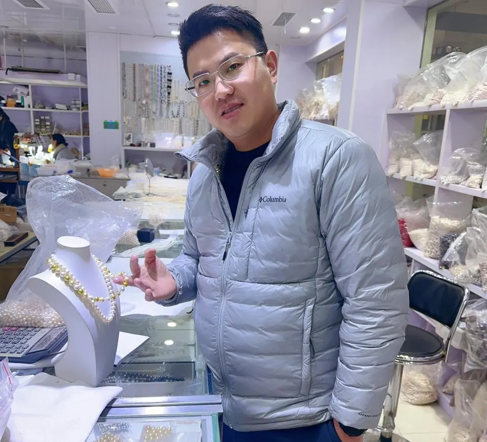 Andy Yu, founder of Owl Sourcing